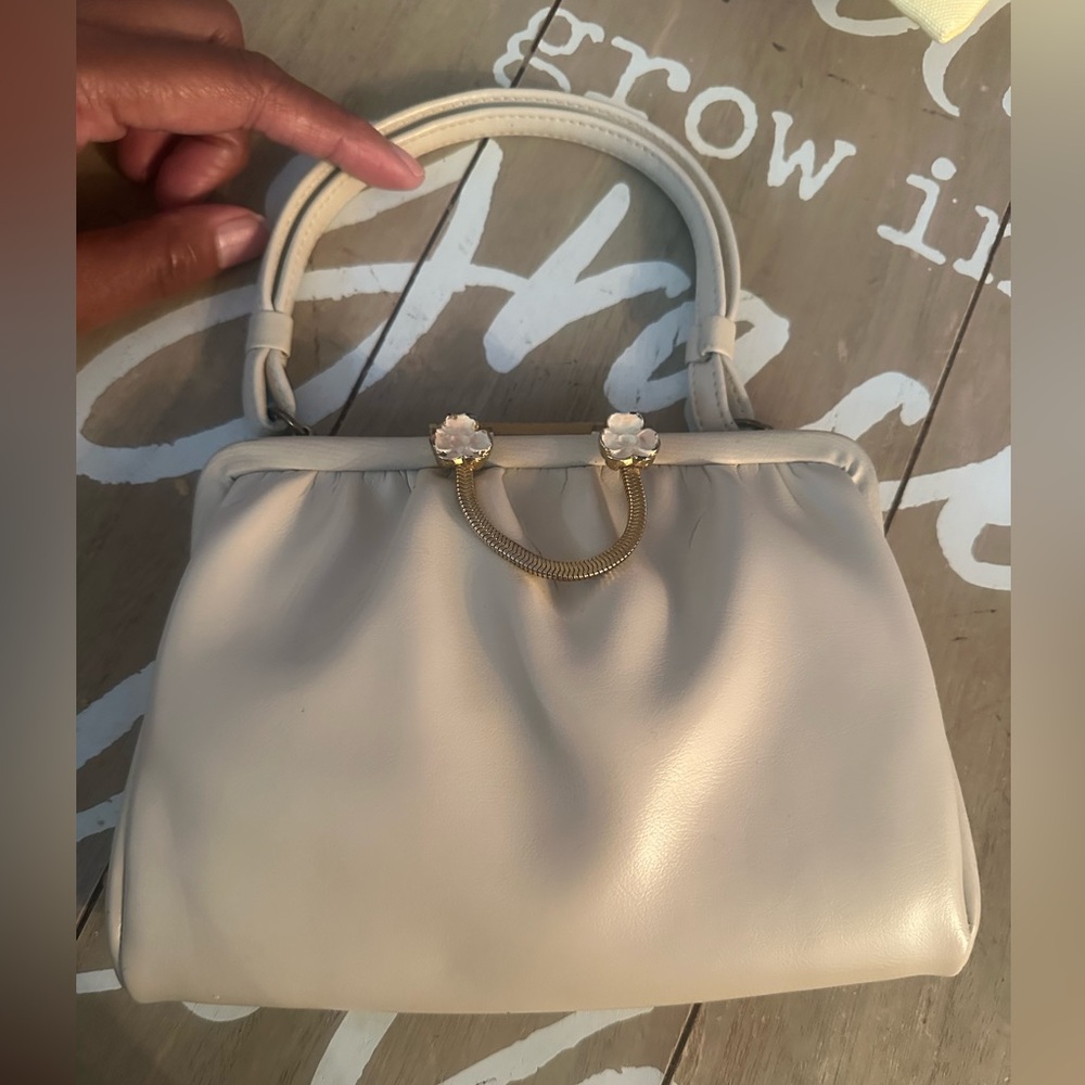 Vintage Andres Cream Handbag
